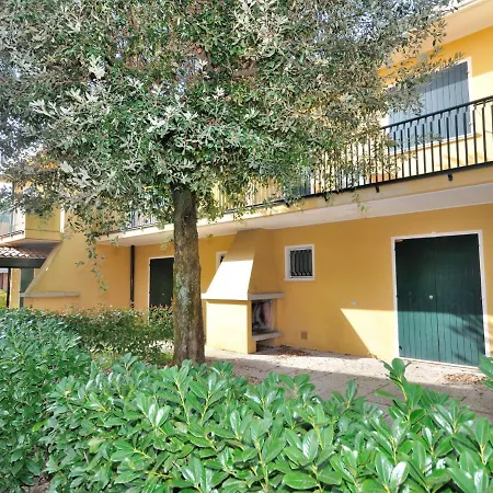 בית נופש Locazione Turistica Villaggio Michelangelo - Bib180 *